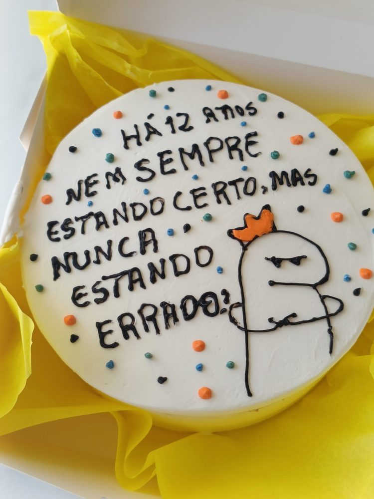 Bento cake com frase divertida